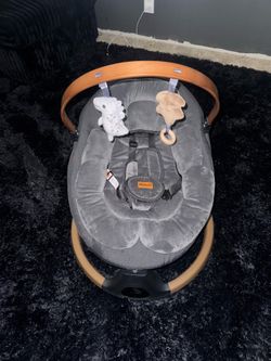 Baby swing