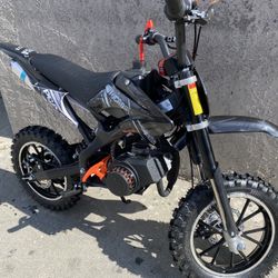 New Dirt Bike 50cc Off Road Gasoline —Automatic Brand New $380