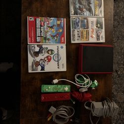 Nintendo Wii Mini Bundle – Mario Bros Edition + Mario Kart, Wii Play, Lego Batman + 2 Controllers