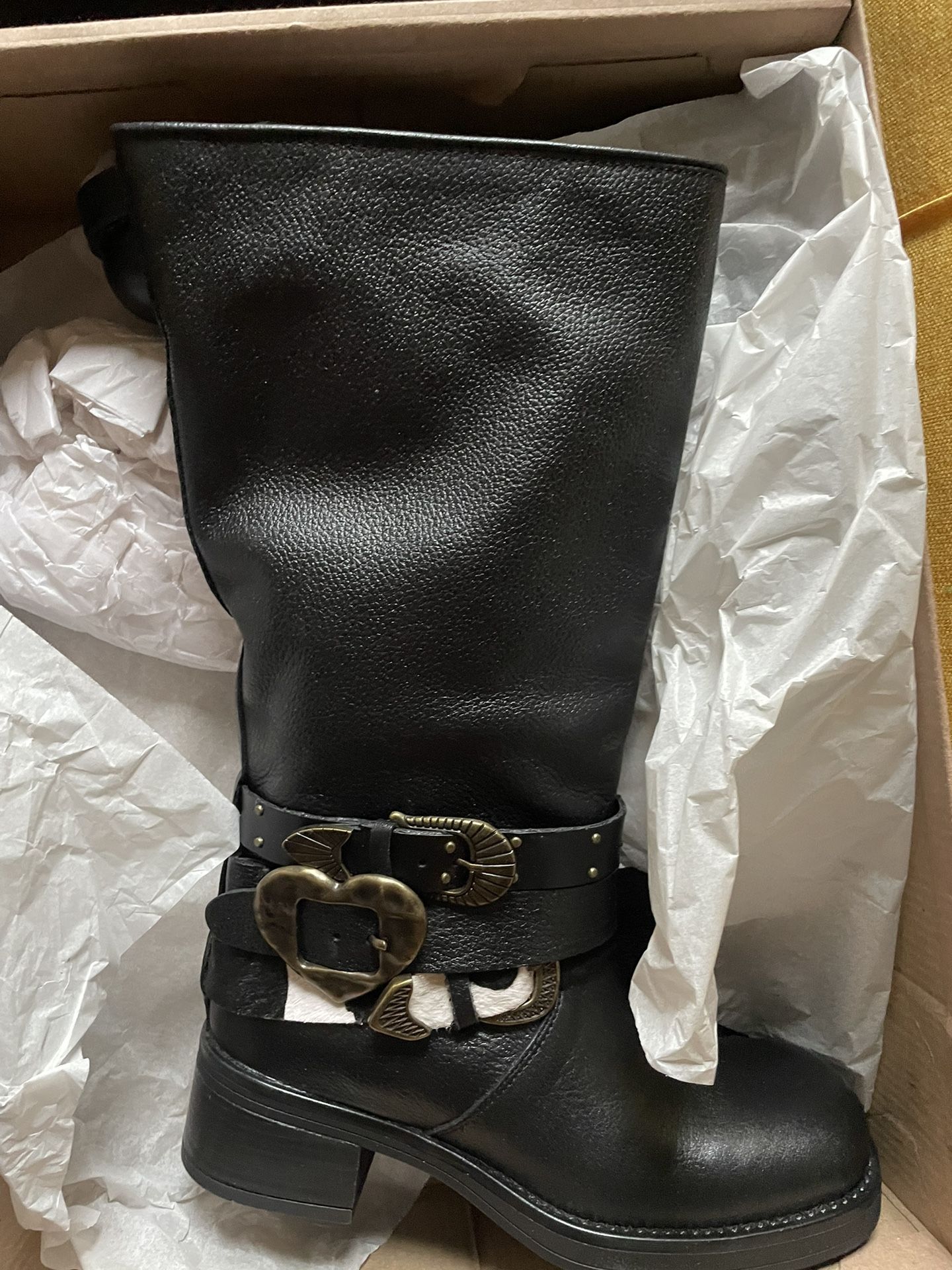 Steve Madden AXANDRA BLACK LEATHER size 7 brand new