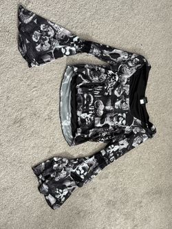 Halloween Black Skull Print Mesh Long Sleeve Top- L-