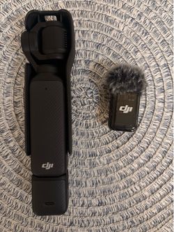 DJI Osmo Pocket 3 and wireless microphone