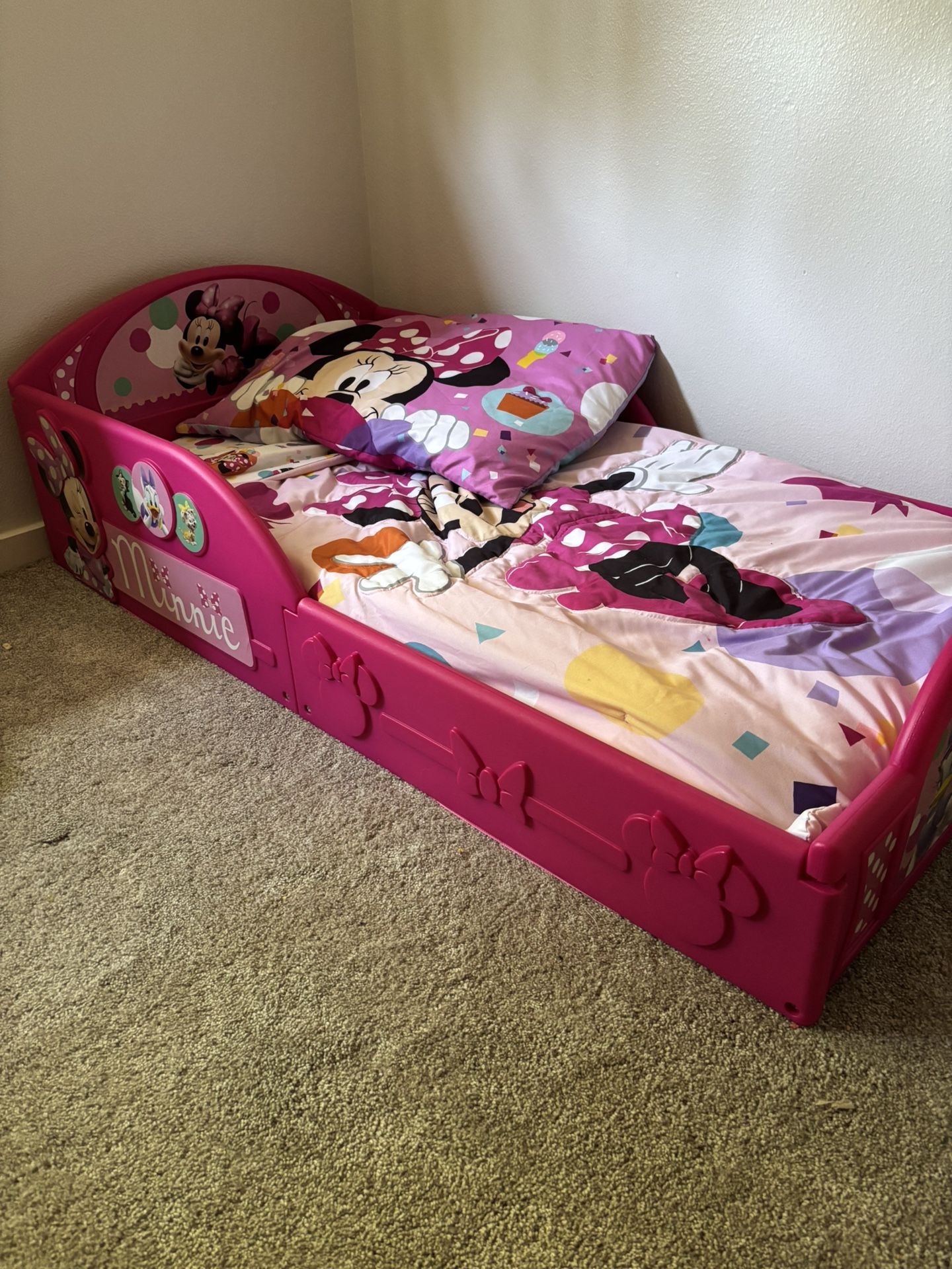 Toddler Floor Bed
