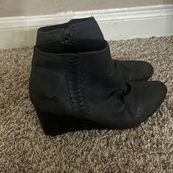 Bearpaw Black Ankle Boots for Women