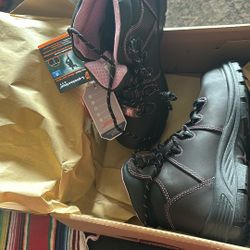 Avenger WORK BOOTS