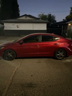 2018 Hyundai Elantra