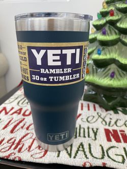 YETI Rambler 30 oz Tumbler - Navy Blue