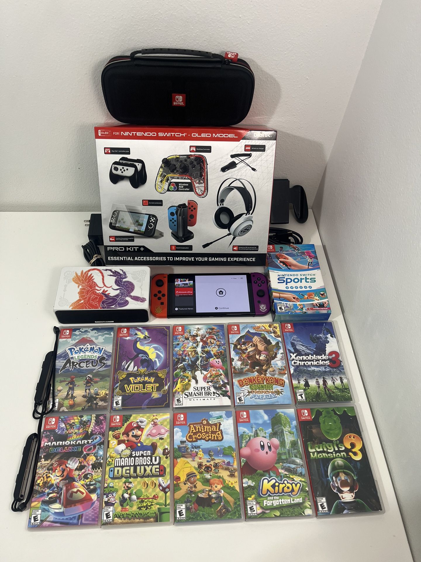 Nintendo Switch OLED Pokémon Mario 11 Games