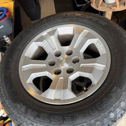 2018 Chevrolet Silverado Stocks With Tires 