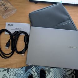 ASUS ZenScreen Duo OLED Portable Monitors 