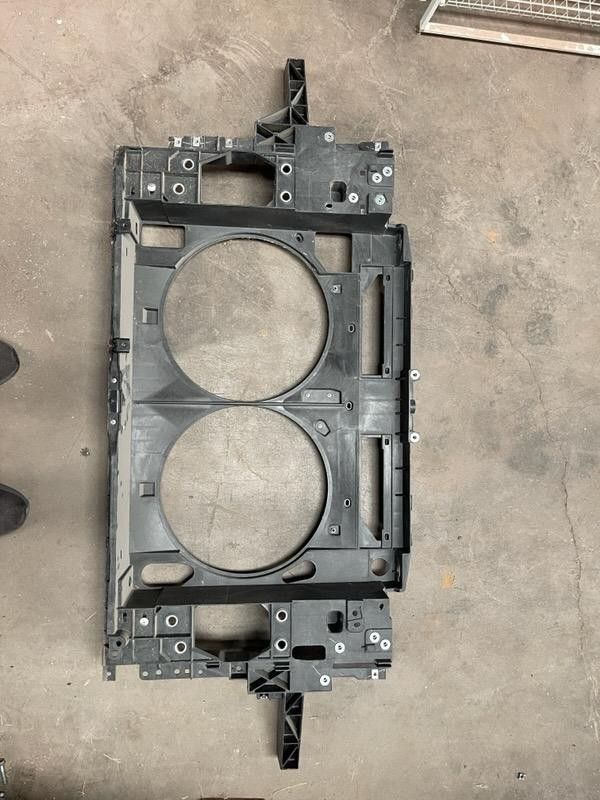 2007-2015 Infiniti G25 G35 G37 Q40 Q60 Radiator Support