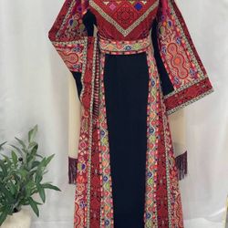 Ranen Malika Thoub – Luxurious Black Kasab Elegance