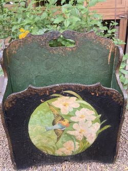 Vintage Hummingbird Magazine Rack 