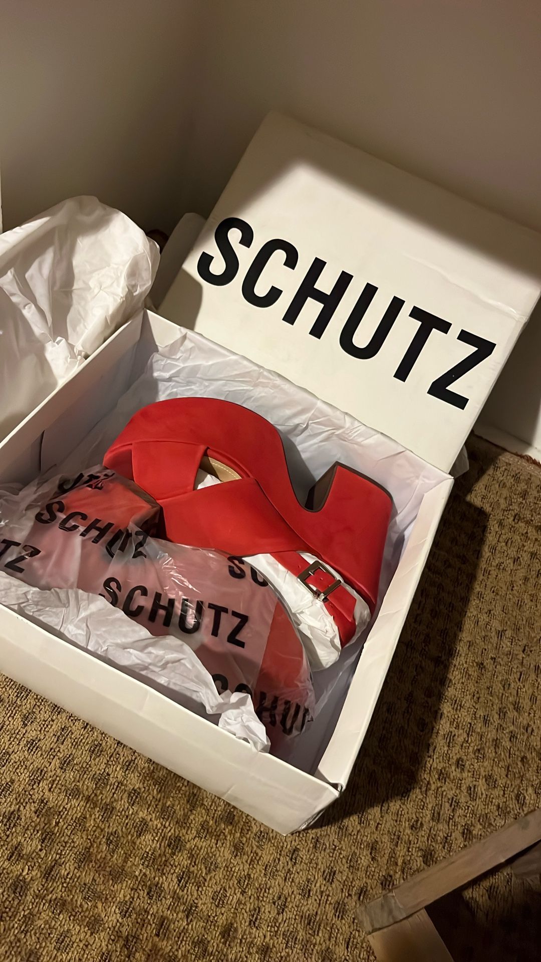 schutz red platform sandals SCHUTZ