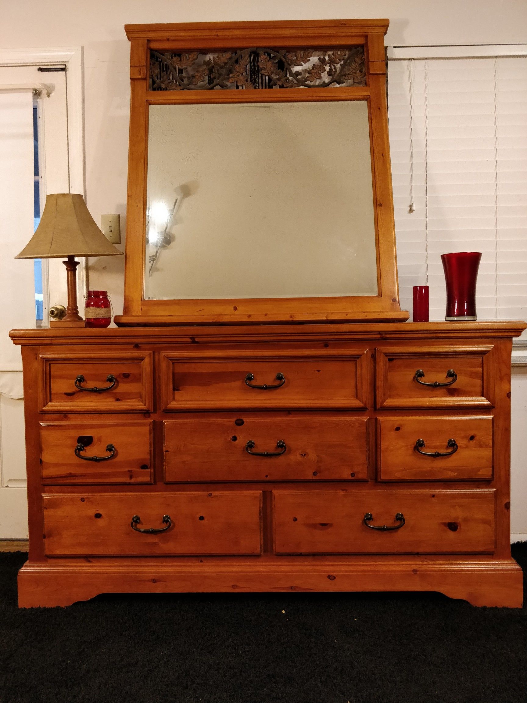 Nice wooden big dresser with mirror and 8 drawers in good condition. L66"*W18.3"*H37.5"