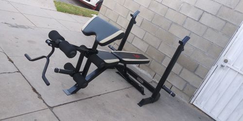 Marcy Adjustable Olympic Workout Bench with Independent Squat Rack and Preacher Pad.brand new
