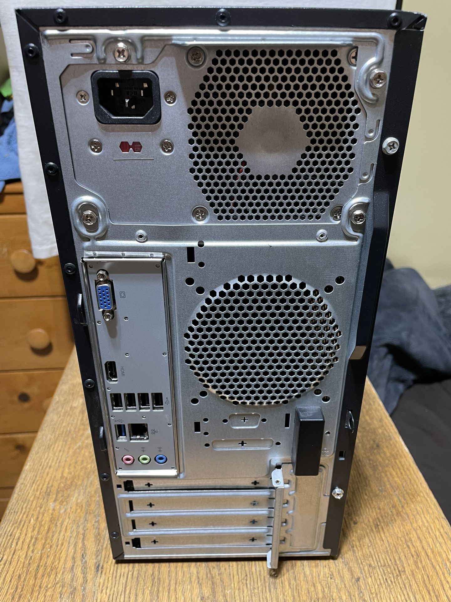 Acer Aspire TC-780A Core i5-7400 3.0GHz CPU | 16GB RAM | 256GB SSD + 2TB HDD | Windows 11 Home