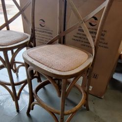 16-28 Roxy Counter Stool, Gray Wash, 24 inch Seat Height, Assembled. New