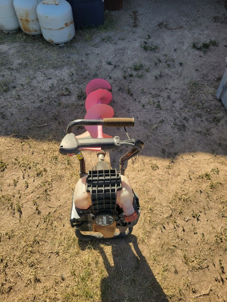 echo post hole digger