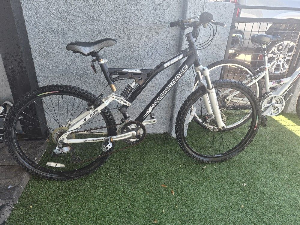 Mongoose Mountain Bike