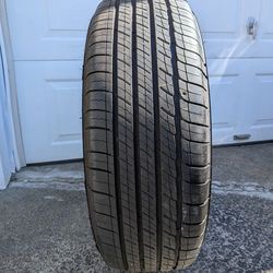 P235 65R 18 Michelin Primacy Tour All Season Tire (1) Pickup Only READ