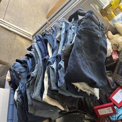 Levi’s Jeans Pre Owned $5 Each 
