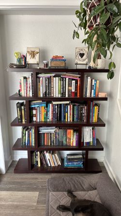 Modern wood bookshelf
