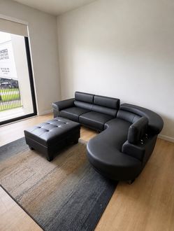 CURVED SECTIONAL in BLACK 🛋️🖤🛋️