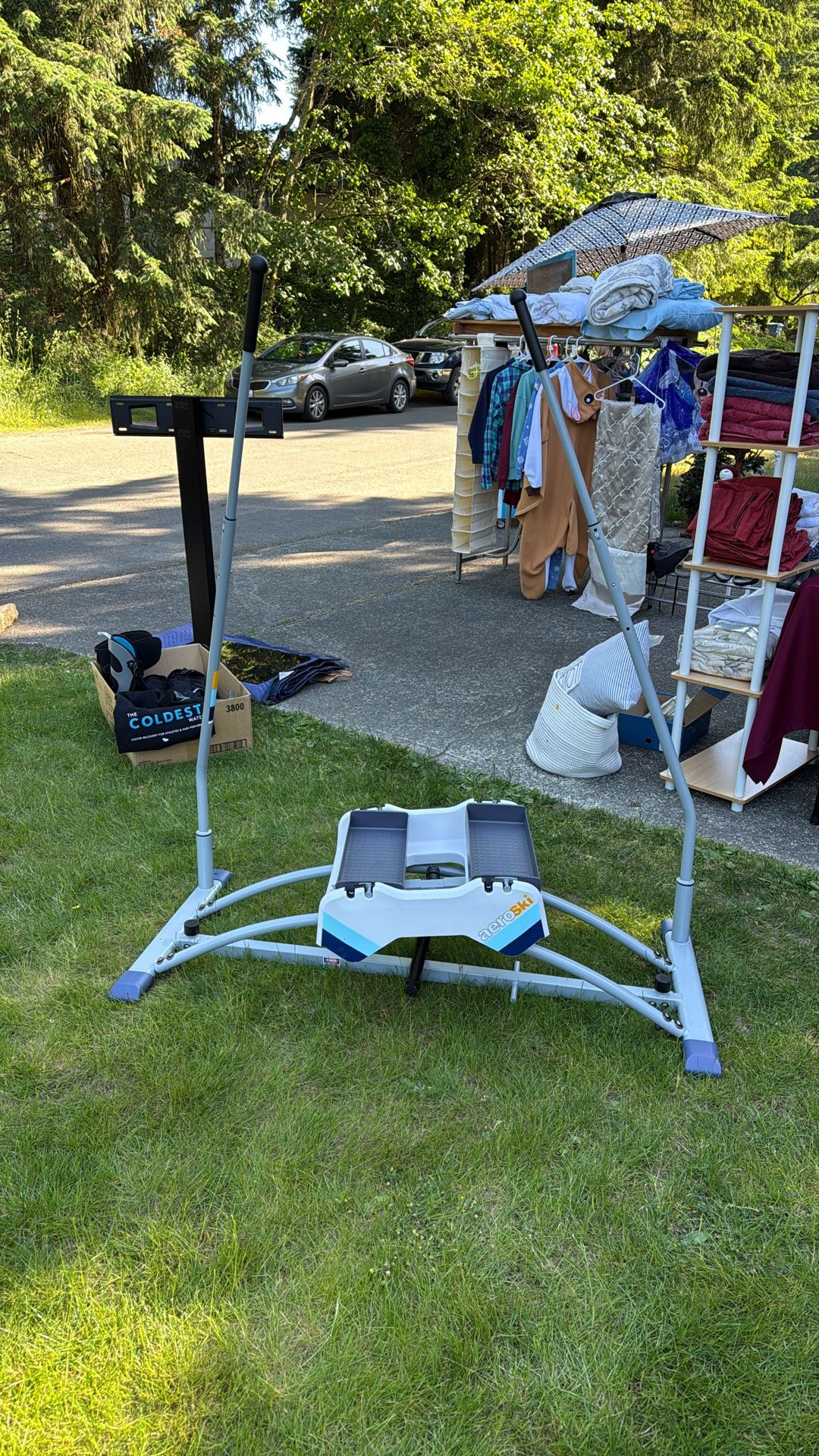 Ski Machine With Virtual Reality Glasses