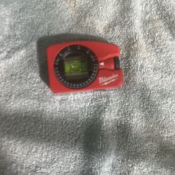 Pocket Level Milwaukee 