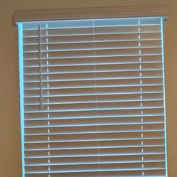 Cordless Faux Wood Blind 35"x 64"