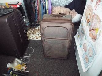22" Tumi G4 Carry On Luggage Brown Rolling Suitcase