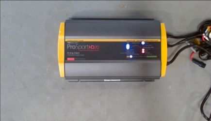 Boat battery charger tender
