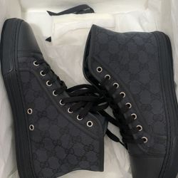 Gucci Shoes 