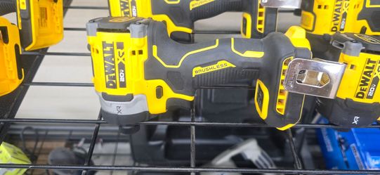 DEWALT XR 3 SPEED IMPACT DRIVER 100$ TOOL ONLY