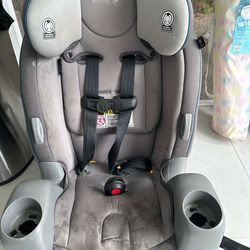 Saggy 1st Car Seat
