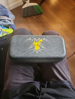 Pokemon Pikachu Nintindo Switch Case