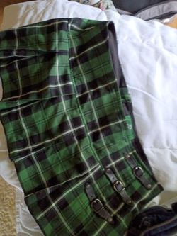 Green Black skirt y2k