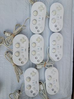 Wii controllers