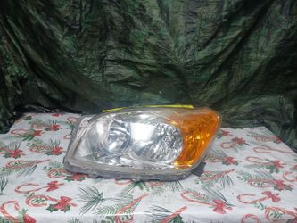 2009-12 Toyota Rav4 Left Headlight