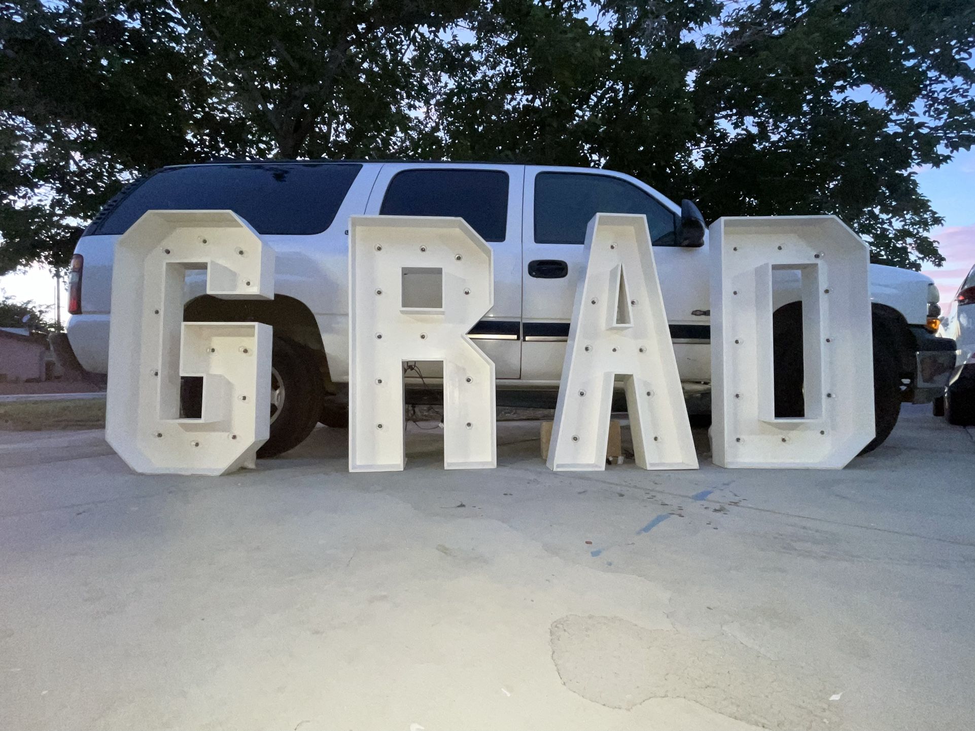 Grad 4ft Tall Marquee Letters With Stand