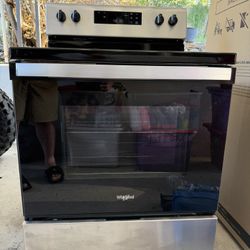 Whirlpool Electric Stove New 