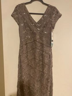NWT Scarlett Taupe Sequined Lace V-Neck Dress Midi Special Occasion