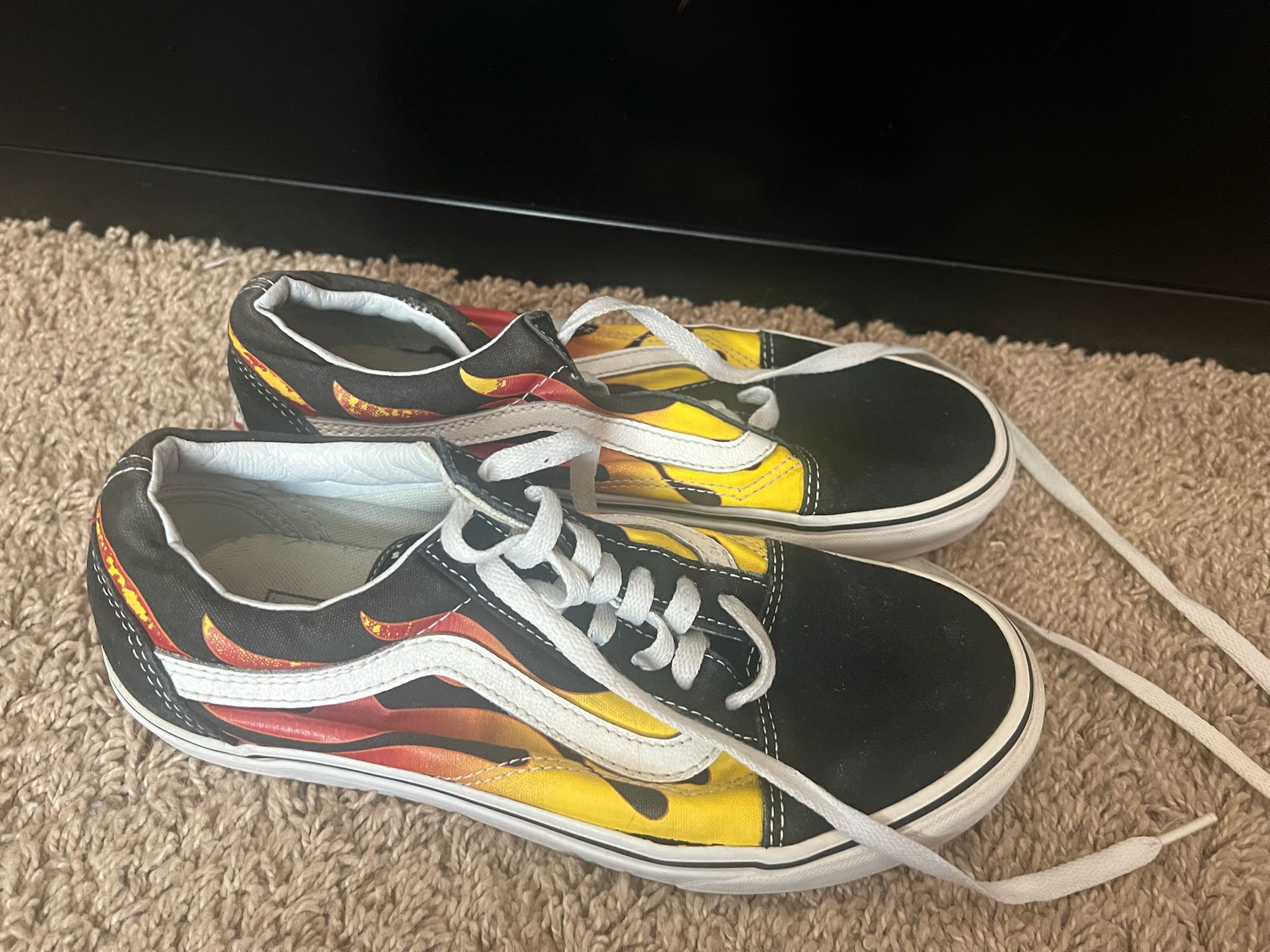 Van’s Tennis Shoes 