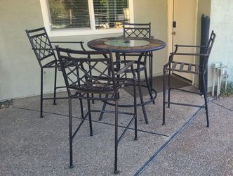allen + roth Safford Round Outdoor Bar Height Patio Table Aluminum Glass Stone Tabletop Umbrella