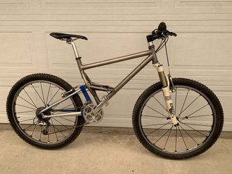 Voodoo canzo titanium full suspension bike