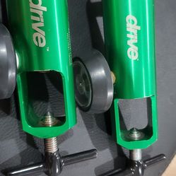 Drive Medical Oxygen Regulators – CGA 870 (Standard & Mini) $40 each