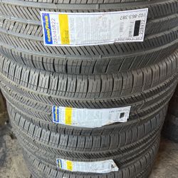 285/45/22 Goodyear Eagle Touring 
