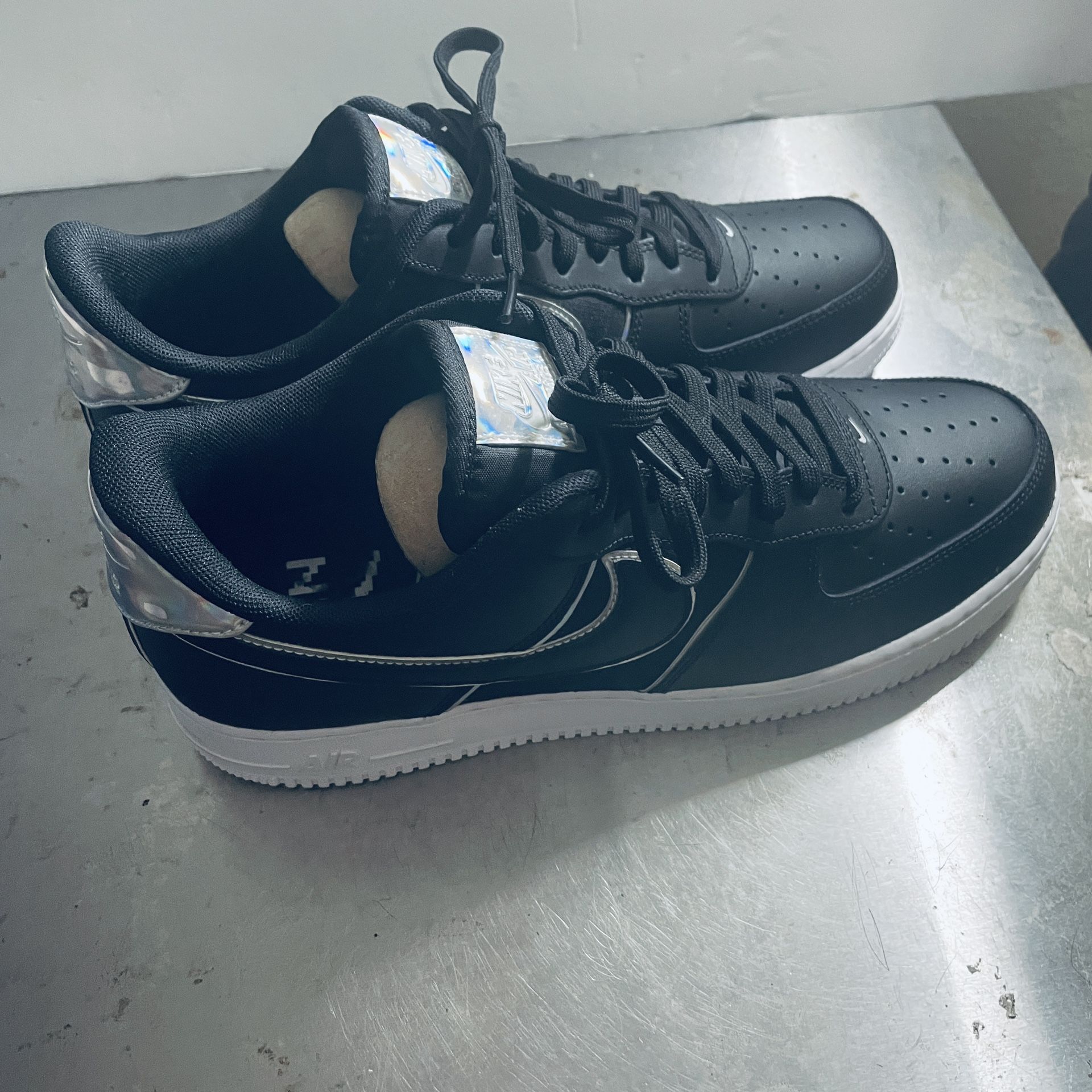 Nike Air Force One 07 LV8  Black Iridescent