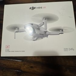 DJI Mini 4K Drone Fly More Combo